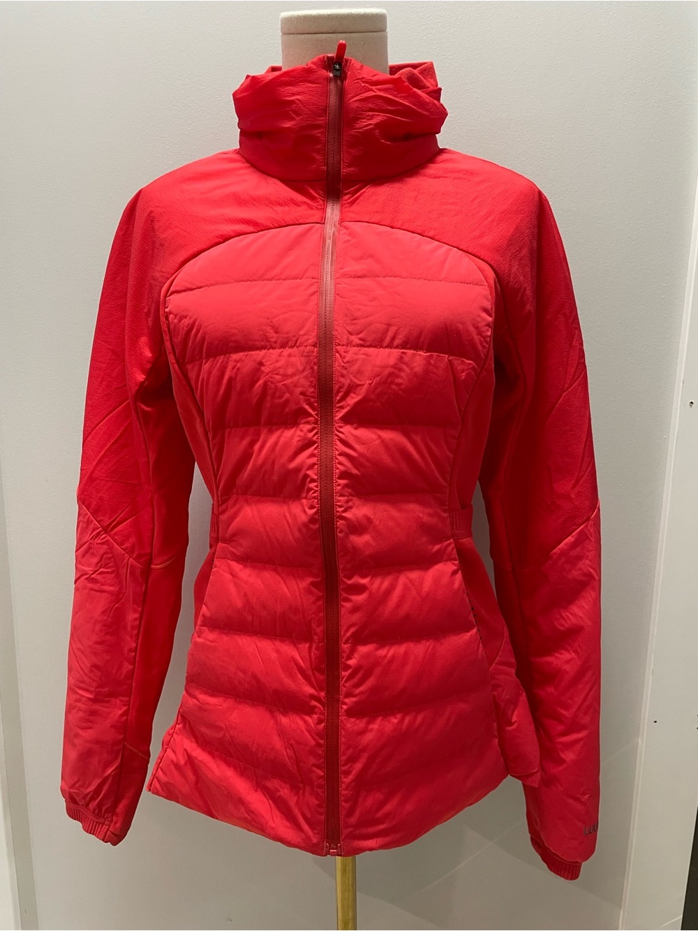 LULULEMON Down For it All Puffer Jacket Carnation Red Goose Down